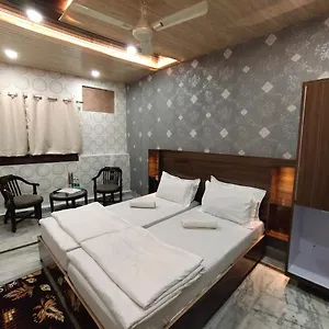 ** Guest house Shivratri India